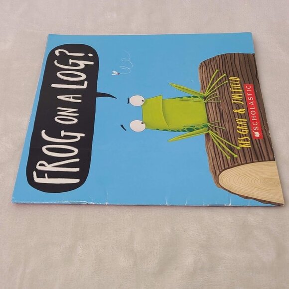 Frog On A Log? Kes Gray & Jim Field Scholastic Paperback 2017 - Picture 6 of 8